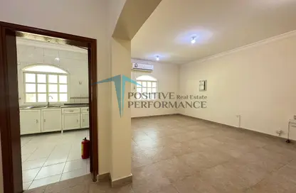 Apartment - 2 Bedrooms - 2 Bathrooms for rent in Old Airport Road - Old Airport Road - Doha