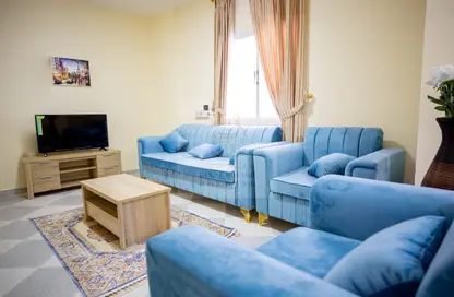 Apartment - 2 Bedrooms - 2 Bathrooms for rent in Musheireb - Doha