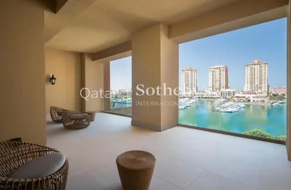 شقة - غرفة نوم - 2 حمامات للايجار في The St. Regis Marsa Arabia Island - Marsa Arabia - جزيرة اللؤلؤة - الدوحة