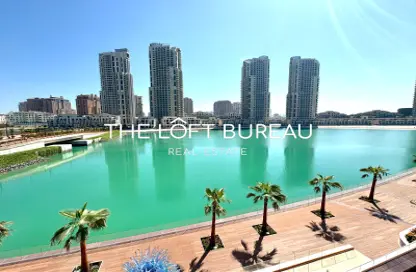 Apartment - 3 Bedrooms - 5 Bathrooms for sale in Gewan Island - The Pearl Island - Doha