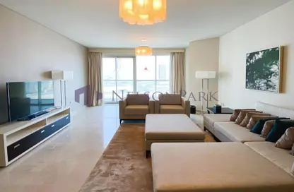 Apartment - 3 Bedrooms - 4 Bathrooms for sale in Lusail City - Lusail