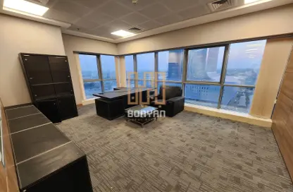 Full Floor - Studio - 7+ Bathrooms for rent in Marina Tower 02 - Marina District - Lusail