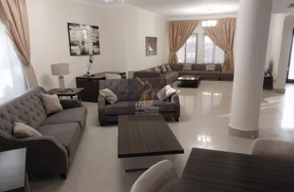 Compound - 3 Bedrooms - 4 Bathrooms for rent in Al Thumama - Al Thumama - Doha