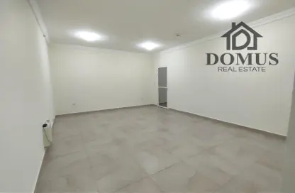 Apartment - 2 Bedrooms - 3 Bathrooms for rent in Al Zubair Bakkar Street - Al Sadd - Doha