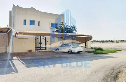 Villa - 3 Bedrooms - 4 Bathrooms for rent in Ain Khaled - Ain Khaled - Doha