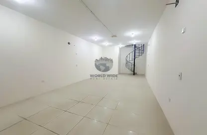 Shop - Studio - 1 Bathroom for rent in Al Soudan - Al Soudan - Doha