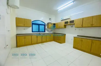 Villa - 5 Bedrooms - 4 Bathrooms for rent in Al Nuaija Street - Al Hilal West - Al Hilal - Doha