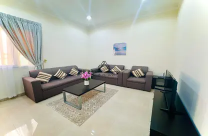 Apartment - 2 Bedrooms - 2 Bathrooms for rent in Al Wakrah - Al Wakra