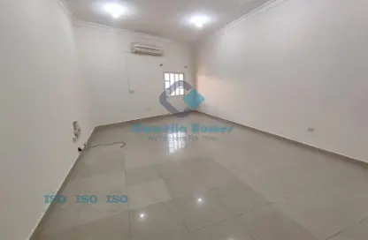 Apartment - 3 Bedrooms - 3 Bathrooms for rent in Al Sadd Road - Al Sadd - Doha