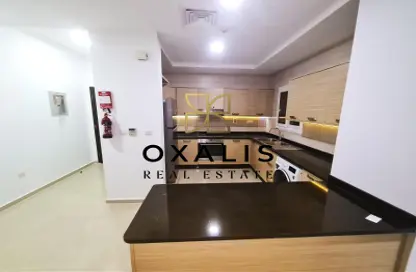 Apartment - 2 Bedrooms - 2 Bathrooms for rent in Souk Rawda 3 - Al Nasr - Doha