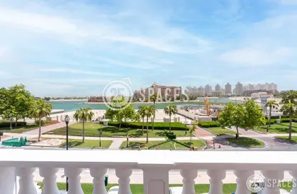 Apartment - 3 Bedrooms - 4 Bathrooms for rent in Carnaval - Qanat Quartier - The Pearl Island - Doha