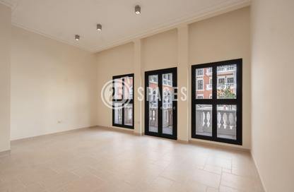 Apartment - 1 Bedroom - 2 Bathrooms for rent in Carnaval - Qanat Quartier - The Pearl Island - Doha