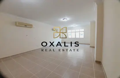 Apartment - 3 Bedrooms - 3 Bathrooms for rent in Barwa Tower - C-Ring Road - Al Sadd - Doha