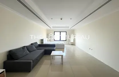 Apartment - 1 Bathroom for rent in West Porto Drive - Porto Arabia - The Pearl Island - Doha