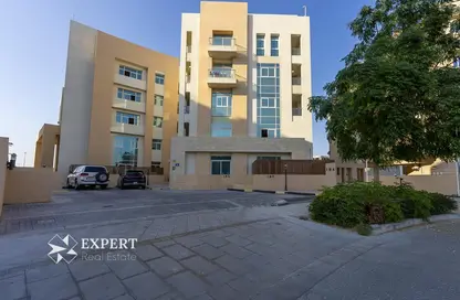 Duplex - 2 Bedrooms - 4 Bathrooms for sale in Fox Hills - Fox Hills - Lusail