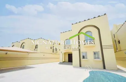 Villa - 6 Bedrooms for sale in Al Kheesa - Al Kheesa - Umm Salal Mohammed