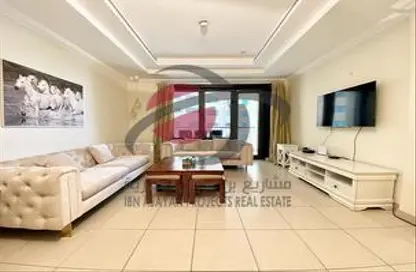 Apartment - 1 Bedroom - 2 Bathrooms for rent in East Porto Drive - Porto Arabia - The Pearl Island - Doha