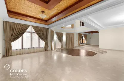 Villa - 5 Bedrooms - 7 Bathrooms for rent in 35 West Bay - West Bay - Doha