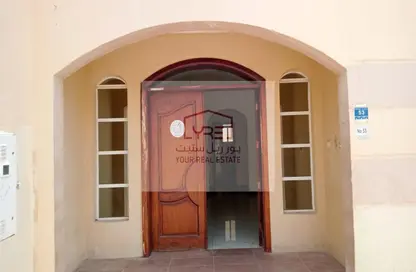 Villa - 6 Bedrooms - 4 Bathrooms for rent in Wadi Al Shaheeniya Street - Ain Khaled - Doha