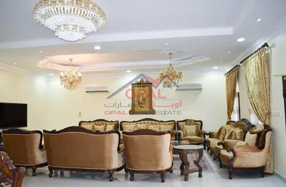 Villa for rent in Street 870 - Al Duhail South - Al Duhail - Doha