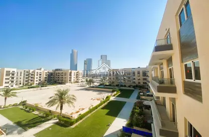 Apartment - 2 Bedrooms - 3 Bathrooms for sale in Dara - Fox Hills - Lusail