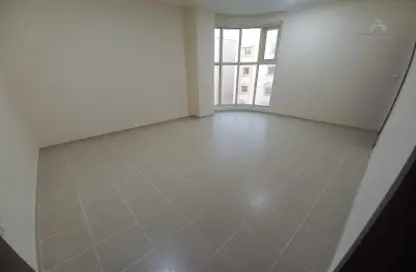 Apartment - 3 Bedrooms - 2 Bathrooms for rent in Al Mansoura - Al Mansoura - Doha