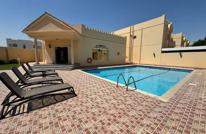 Villa - 3 Bedrooms - 4 Bathrooms for rent in Old Airport Road - Old Airport Road - Doha