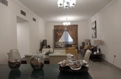 Compound - 2 Bedrooms - 2 Bathrooms for rent in Umm Al Seneem Street - Ain Khaled - Doha