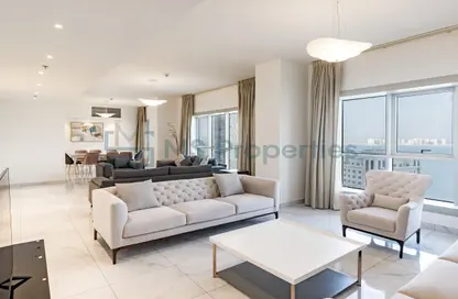 Apartment - 4 Bedrooms - 6 Bathrooms for rent in West Bay Tower - West Bay - West Bay - Doha