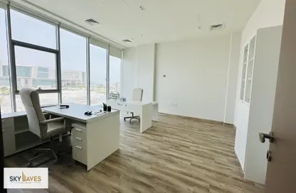 Office Space - Studio - 3 Bathrooms for rent in Palm Tower B - Palm Towers - West Bay - Doha