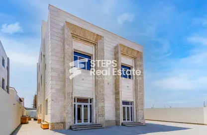 Villa - 7 Bedrooms - 7+ Bathrooms for sale in Al Wukair - Al Wukair - Al Wakra