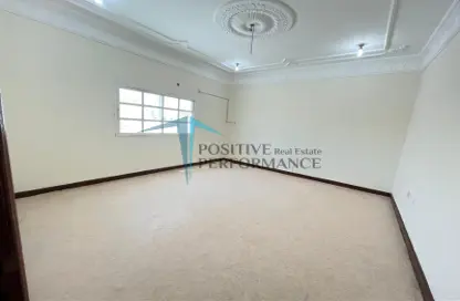 Apartment - 1 Bathroom for rent in Al Gharrafa - Doha