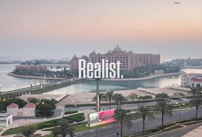 Apartment - 3 Bedrooms - 4 Bathrooms for sale in West Porto Drive - Porto Arabia - The Pearl Island - Doha