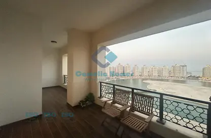 Apartment - 2 Bedrooms - 4 Bathrooms for sale in Viva West - Viva Bahriyah - The Pearl Island - Doha