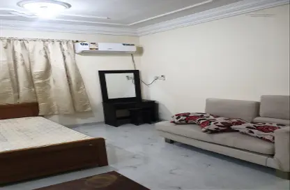 Villa - 2 Bedrooms - 1 Bathroom for rent in New Salata - Salata - Doha