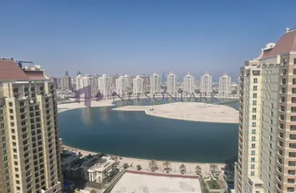 Apartment - 3 Bedrooms - 5 Bathrooms for rent in Floresta Gardens - Floresta Gardens - The Pearl Island - Doha