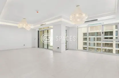 Apartment - 1 Bedroom - 2 Bathrooms for sale in Gewan Island - The Pearl Island - Doha