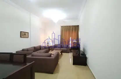 Apartment - 2 Bedrooms - 2 Bathrooms for rent in Al Nasr Street - Al Nasr - Doha