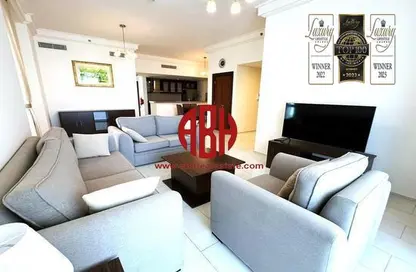 Apartment - 2 Bedrooms - 3 Bathrooms for rent in Imperial Ruby - Viva Bahriyah - The Pearl Island - Doha