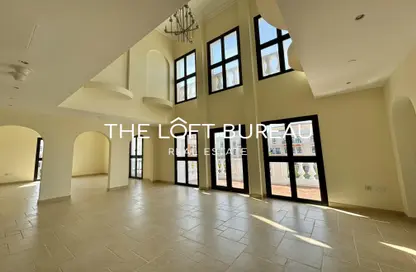 Duplex - 4 Bedrooms - 6 Bathrooms for rent in Murano - Qanat Quartier - The Pearl Island - Doha