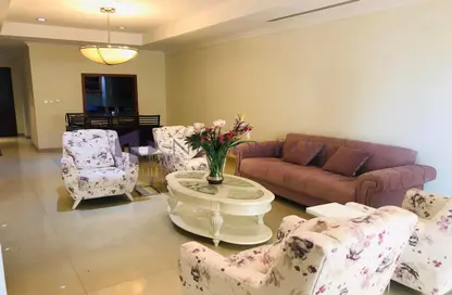 Apartment - 2 Bedrooms - 3 Bathrooms for rent in One Porto Arabia - Porto Arabia - The Pearl Island - Doha