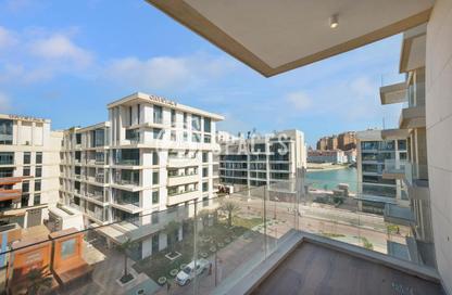 Apartment - 2 Bedrooms - 3 Bathrooms for sale in Gewan Island - The Pearl Island - Doha