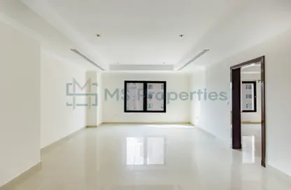 Apartment - 1 Bedroom - 2 Bathrooms for sale in West Porto Drive - Porto Arabia - The Pearl Island - Doha