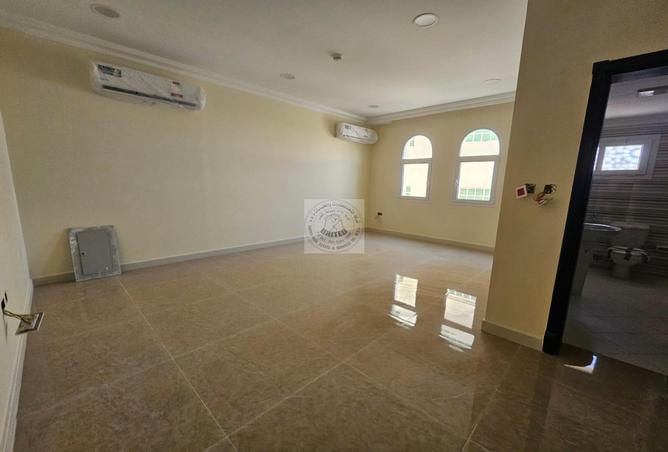 Apartment - 3 Bedrooms - 3 Bathrooms for rent in Al Wakra - Al Wakrah - Al Wakra