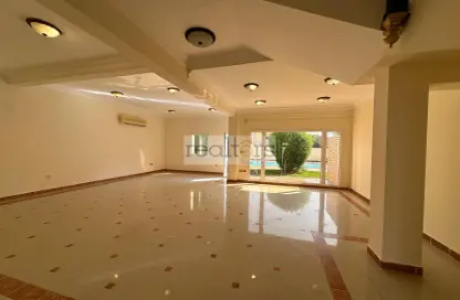 Villa - 3 Bedrooms - 3 Bathrooms for rent in West Gate - West Bay Lagoon - Doha