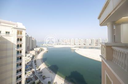 Apartment - 2 Bedrooms - 3 Bathrooms for rent in Viva East - Viva Bahriyah - The Pearl Island - Doha