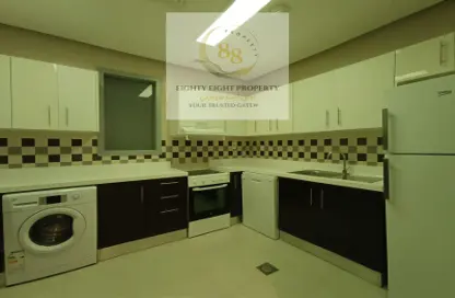 Apartment - 1 Bedroom - 2 Bathrooms for rent in Anas Street - Fereej Bin Mahmoud North - Fereej Bin Mahmoud - Doha