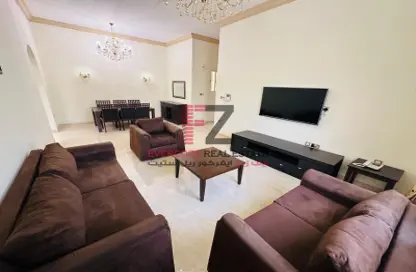 Apartment - 3 Bedrooms - 3 Bathrooms for rent in Fereej Bin Mahmoud South - Fereej Bin Mahmoud - Doha