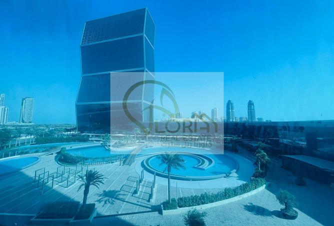 Apartment - 3 Bedrooms - 5 Bathrooms for rent in Zig Zag Tower A - Zig Zag Towers - West Bay - Doha