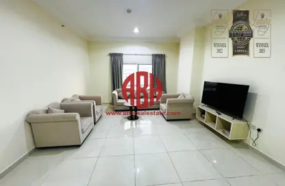 Apartment - 1 Bedroom - 2 Bathrooms for rent in Al Doha Plaza - Al Sadd - Al Sadd - Doha